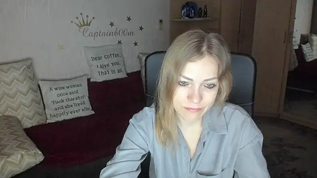 Snapshot of Tiffany_Bates chatting on October 28, 3:10 am Tiffany Bates online show from October 28, 3:10 am