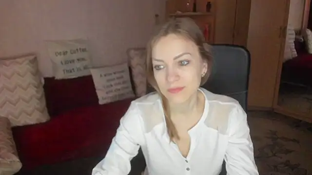 Tiffany Bates online show from March 23, 4:05 am