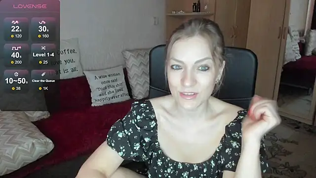 Snapshot of Tiffany_Bates chatting on July 20, 9:45 am Tiffany Bates online show from July 20, 9:45 am