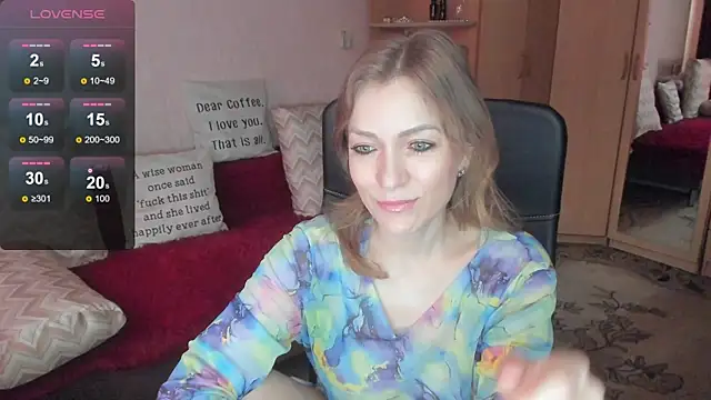 Snapshot of Tiffany_Bates chatting on July 24, 9:29 am Tiffany Bates online show from July 24, 9:29 am
