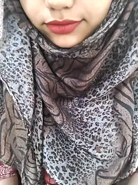 Snapshot of Miss_Rose__ chatting on June 13, 5:49 am Miss Rose online show from June 13, 5:49 am