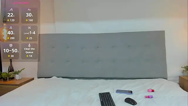 KelaniSilva online show from November 24, 7:46 pm