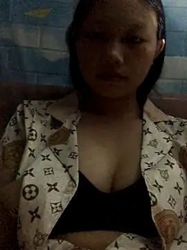 Snapshot of khatvong chatting on October 12, 4:28 pm khatvong online show from October 12, 4:28 pm