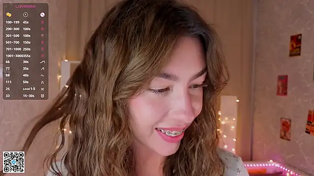 Snapshot of KeilaJeschon chatting on November 8, 4:12 am KeilaJeschon online show from November 8, 4:12 am