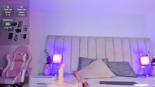 EllaaThorne online show from April 26, 6:11 am