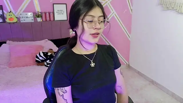 isa bunny18 online show from March 6, 8:16 pm