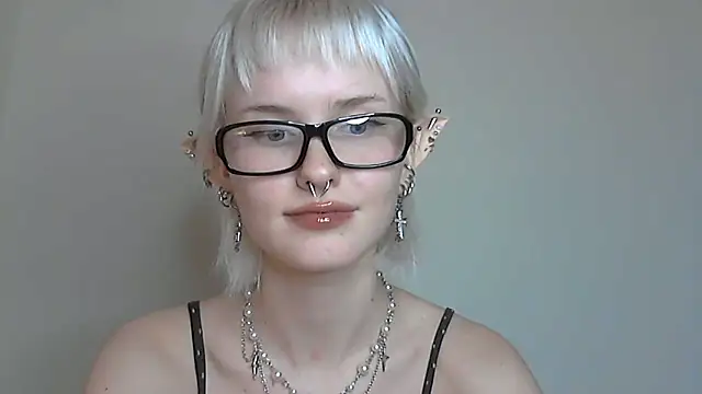 Paradoxy  online show from October 29, 7:26 pm