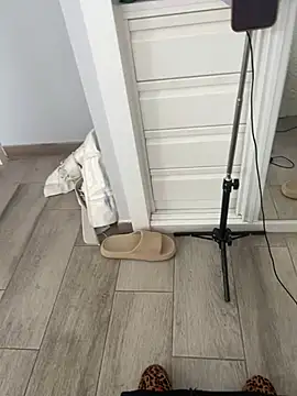 Naomi24herr online show from February 14, 4:04 pm