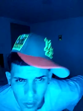 Pingasaboy20 online show from September 29, 5:23 am