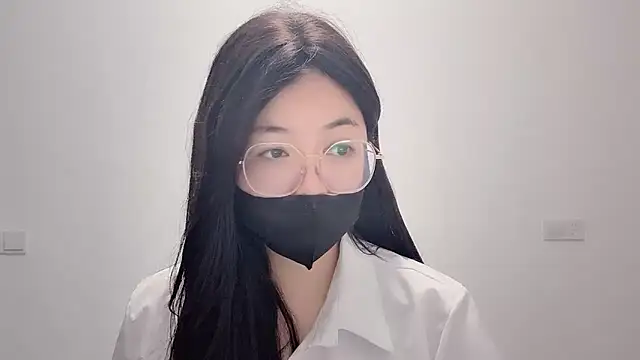 xinyin6666 online show from May 18, 8:14 pm
