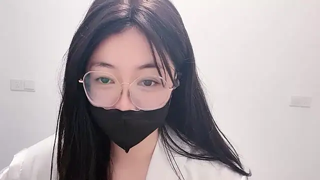 xinyin6666 online show from May 19, 9:10 pm