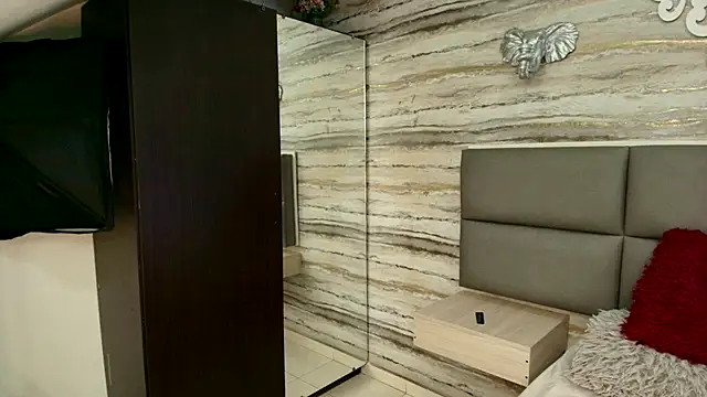 Lovers 21 online show from November 11, 3:39 am