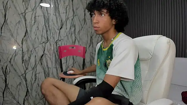 xion ez online show from November 25, 8:09 pm