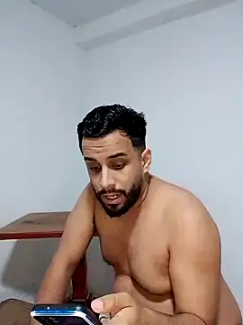 fabulousgirl online show from December 5, 7:28 am