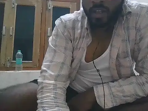 Raw12499 online show from December 18, 4:57 pm