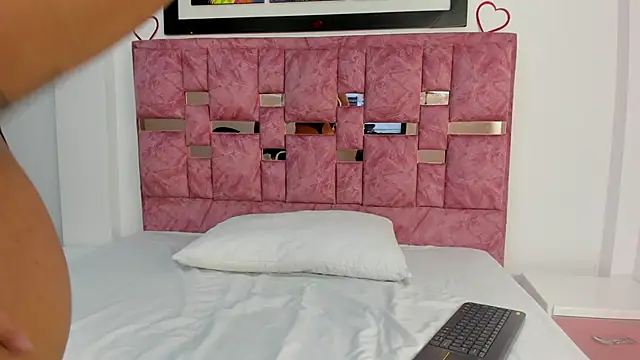 abella lov online show from October 16, 12:17 pm