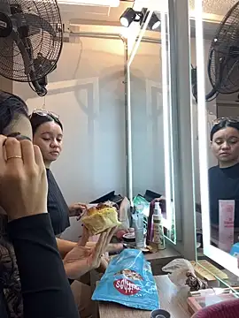 ChloeRosses online show from April 21, 6:12 pm