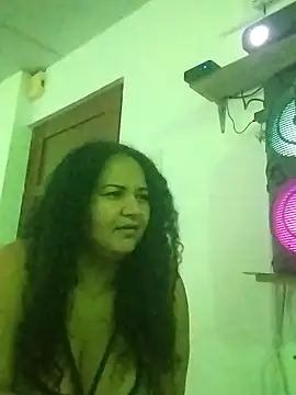 MEYBELLATINA online show from June 13, 1:36 am