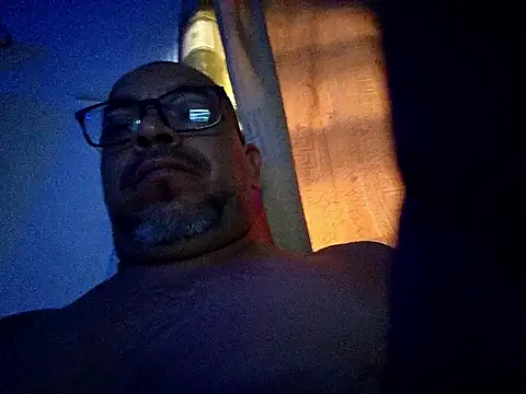 Snapshot of ANTHONYHOTT69 chatting on May 7, 9:31 pm ANTHONYHOTT69 online show from May 7, 9:31 pm