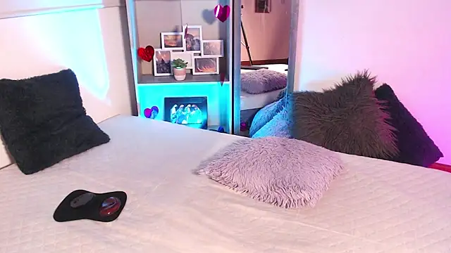 SashaBowei online show from February 28, 3:29 am