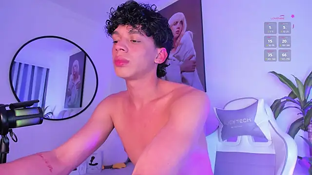 lion stone online show from December 20, 4:30 am