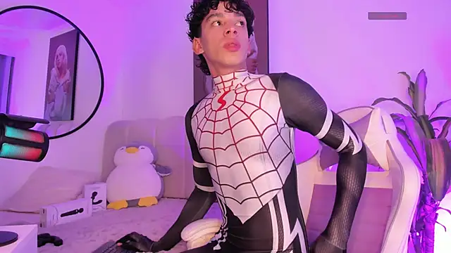 lion stone online show from December 20, 11:01 pm