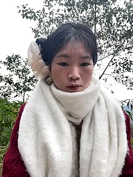 Snapshot of -mayhan11 chatting on December 14, 5:02 am -mayhan11 online show from December 14, 5:02 am