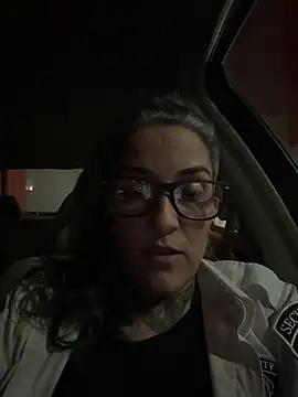 Snapshot of inkdmagz chatting on September 26, 5:00 am inkdmagz online show from September 26, 5:00 am