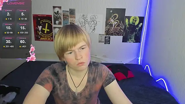 Cattie w  online show from December 5, 1:14 am