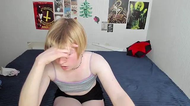 Cattie w  online show from June 10, 1:17 am