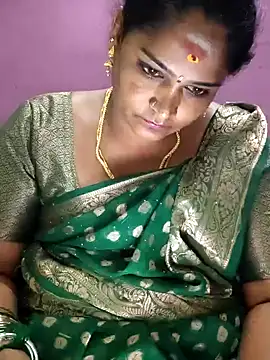Snapshot of navyasree143 chatting on September 30, 3:17 pm navyasree143 online show from September 30, 3:17 pm