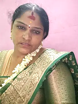 Snapshot of navyasree143 chatting on October 2, 5:31 pm navyasree143 online show from October 2, 5:31 pm