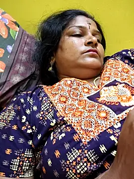 Snapshot of navyasree143 chatting on October 8, 5:21 pm navyasree143 online show from October 8, 5:21 pm