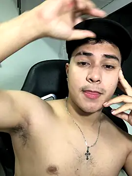 Snapshot of loki32men chatting on October 5, 5:22 pm loki32men online show from October 5, 5:22 pm