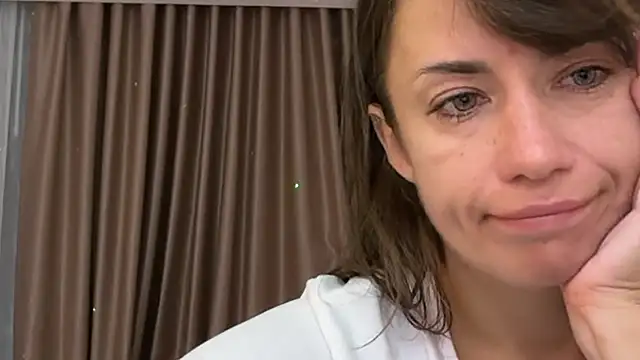 Roriann online show from February 11, 1:16 pm