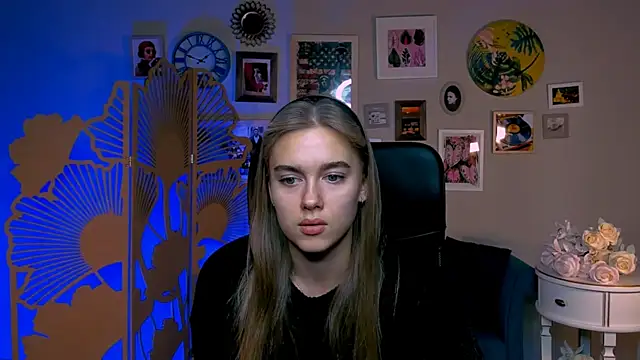 JuneWoods online show from November 10, 6:56 am