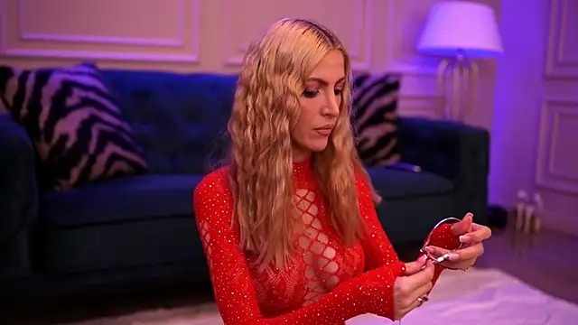 EllaBlake online show from April 22, 4:26 am