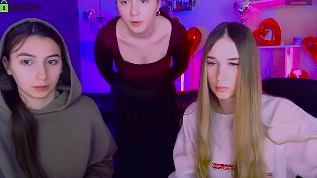 leslie bird online show from February 26, 9:52 am