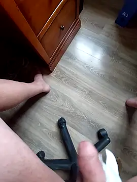 azery27000 online show from December 1, 12:10 pm