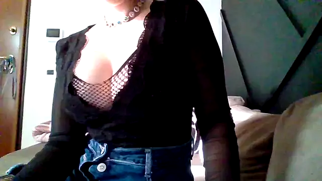 sexycolf online show from October 24, 8:22 am