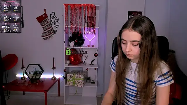 rebecca smile online show from January 10, 8:32 pm