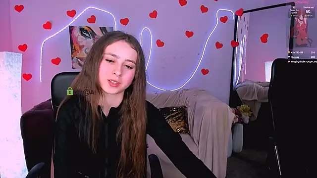 rebecca smile online show from February 19, 9:00 pm