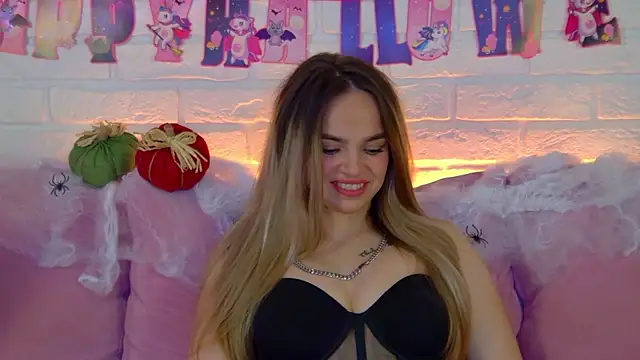 Snapshot of AnitaVenture chatting on October 25, 4:31 am AnitaVenture online show from October 25, 4:31 am