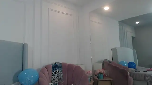 ChantalGarner online show from February 7, 1:04 pm