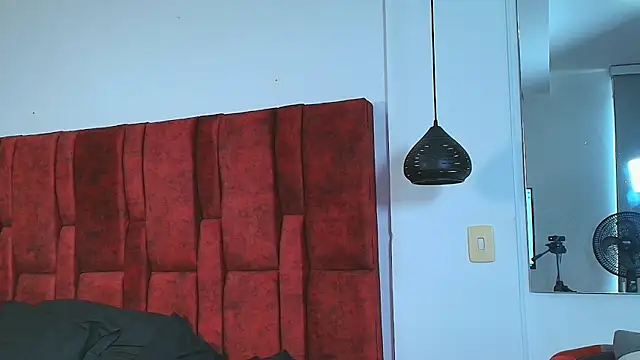 Snapshot of Sofia_Hank_ chatting on September 30, 4:01 pm Sofia Hank online show from September 30, 4:01 pm