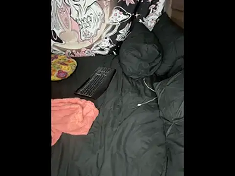 NeliaHexxen online show from December 5, 5:05 am