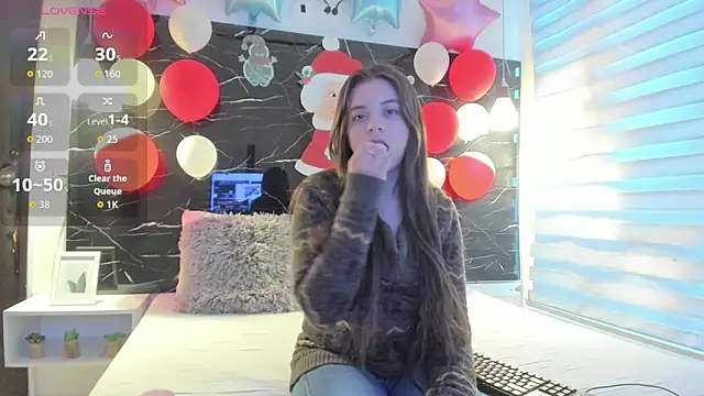 ZOE LE online show from December 18, 11:27 am