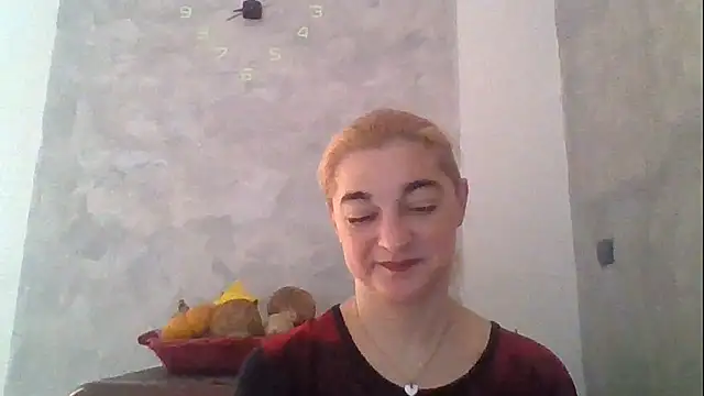 GoldenAngelMilf online show from April 28, 6:40 am