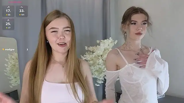 Snapshot of TwixieGuo chatting on October 13, 10:26 am TwixieGuo online show from October 13, 10:26 am