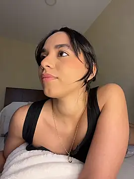 Snapshot of Capricho_01 chatting on October 29, 6:53 pm Capricho 01 online show from October 29, 6:53 pm